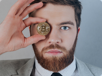 Julian Wolf – Chief Analyst bei FynexaBit